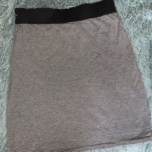 American Eagle Stripped Skirt
